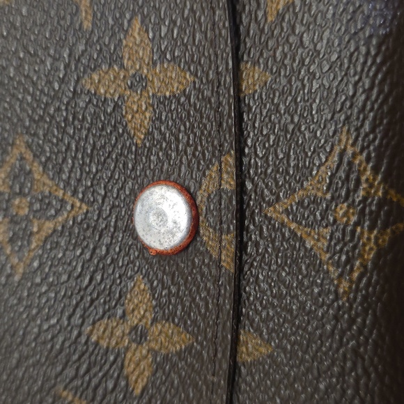 Louis Vuitton Brown Monogram Long Wallet - Picture 7 of 16